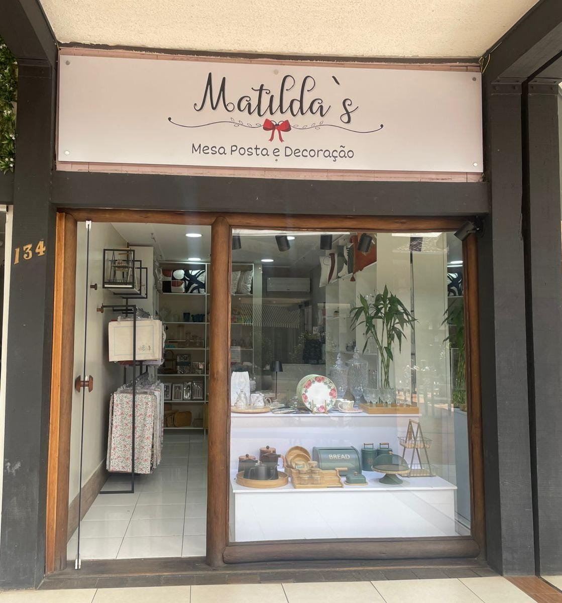 Matilda's Mesa Posta e Decoração